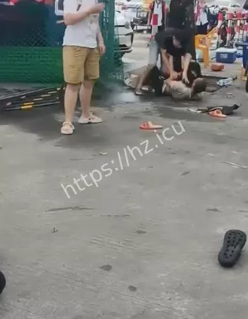 街头小摊打架事件