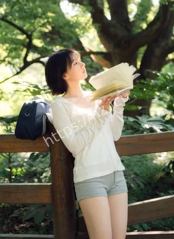 曼曼