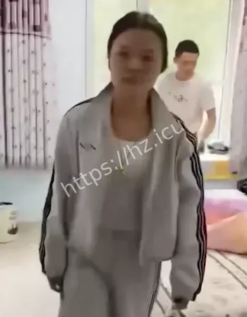 原配怒斥丈夫
