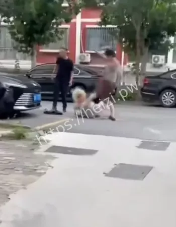母子齐上阵