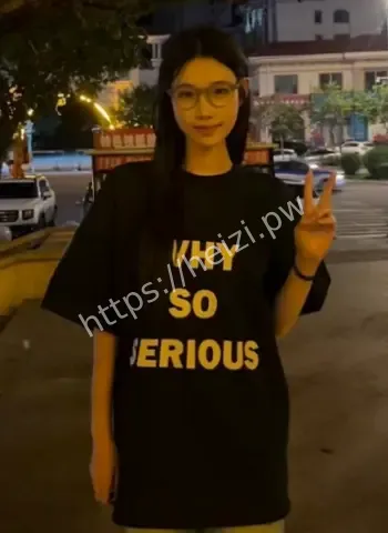 杭州学院高颜值女大学生