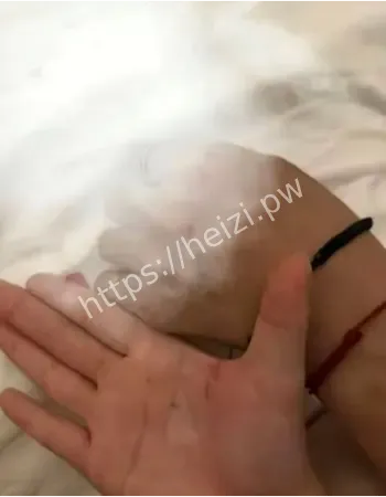 夜巴黎私密视频曝光