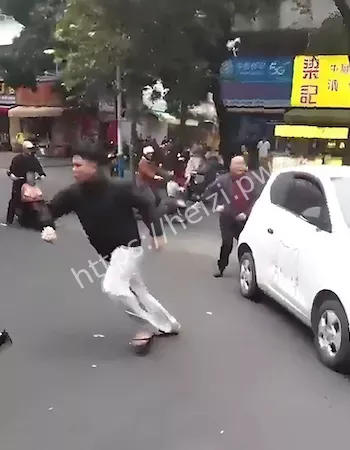 现场混乱画面曝光