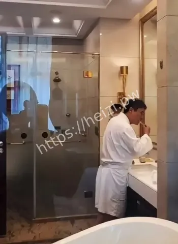 私信女主播酒店约会曝光