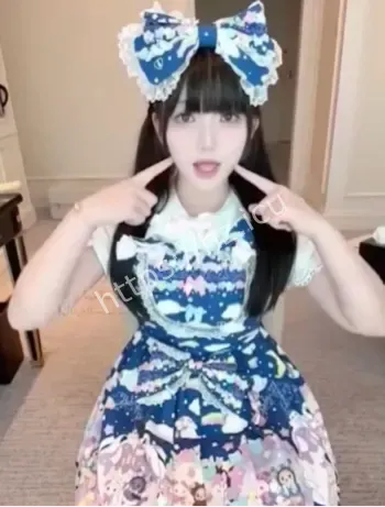 无敌小亦清纯脸粉嫩穴