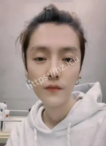 鹿晗多次出轨司晓迪