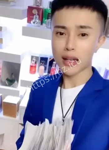 百万网红遭同窗恩将仇报
