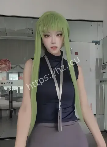 女神厕所意外泄密