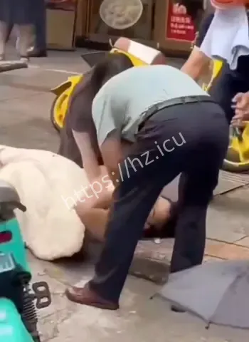 女子出轨遭老公发现