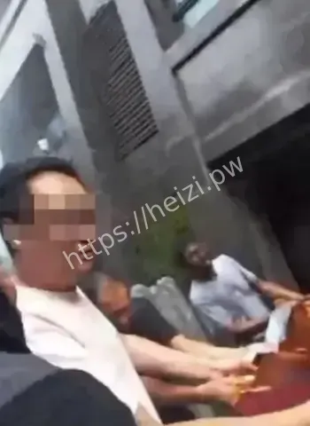 救援遭质疑