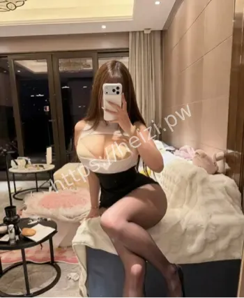 李伟茹前男友曝光
